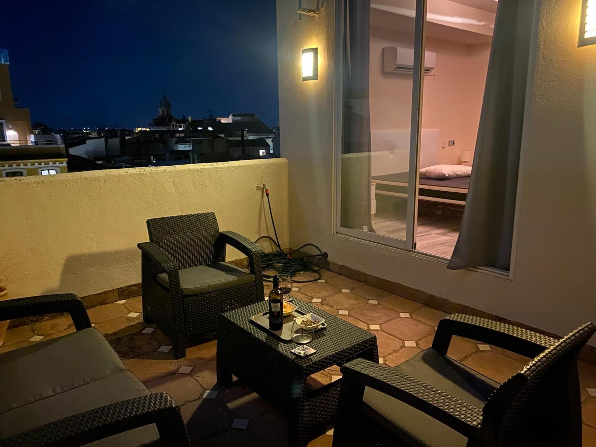 Atico Con Vistas En Granada Centro Apartment Exterior photo